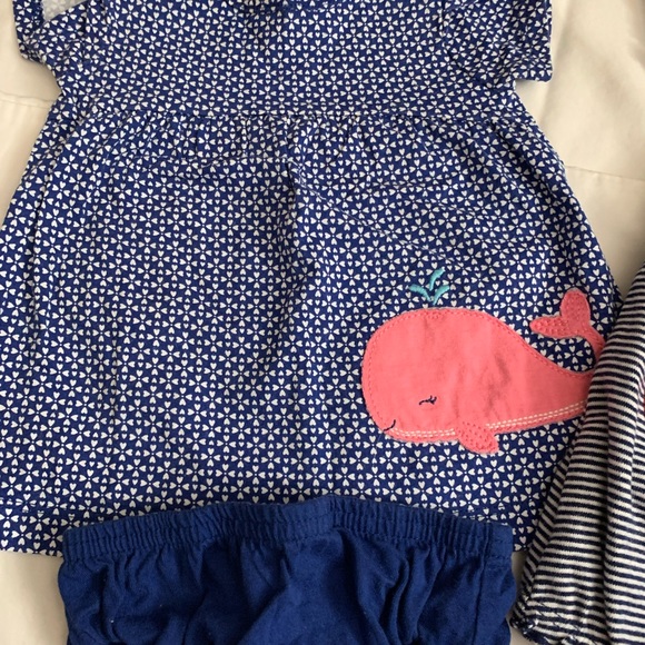 Vguc set of 2 carters outfits - Picture 2 of 4